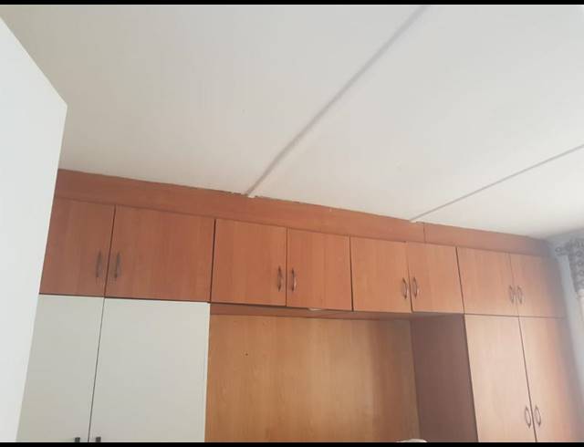 2 BEDROOM HOUSE FOR SALE IN TRENANCE MANOR